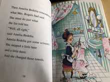Load image into Gallery viewer, Amelia Bedelia - Peggy Parish (Early Reader)