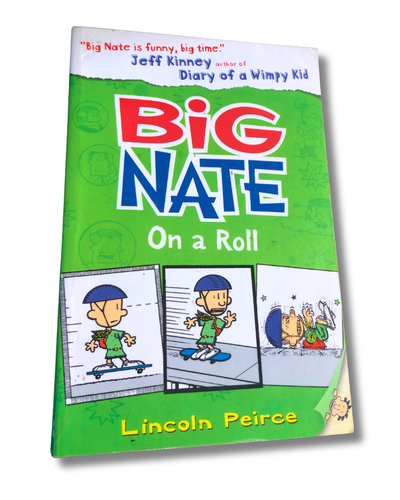 Book cover of 'Big Nate On a Roll' by Lincoln Peirce with green background and cartoon illustrations.