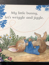 Load image into Gallery viewer, Peter Rabbit - I Love You (Board Book)