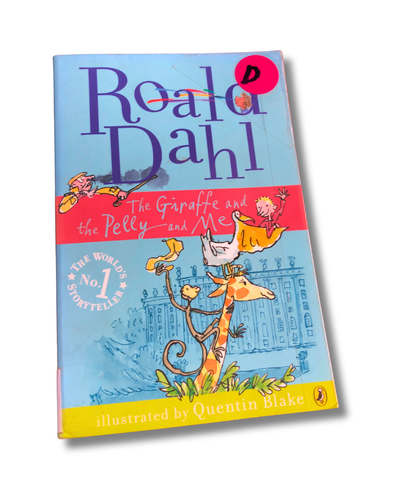 Book cover of 'The Giraffe and the Pelly and Me' by Roald Dahl with colorful illustrations on a white background.